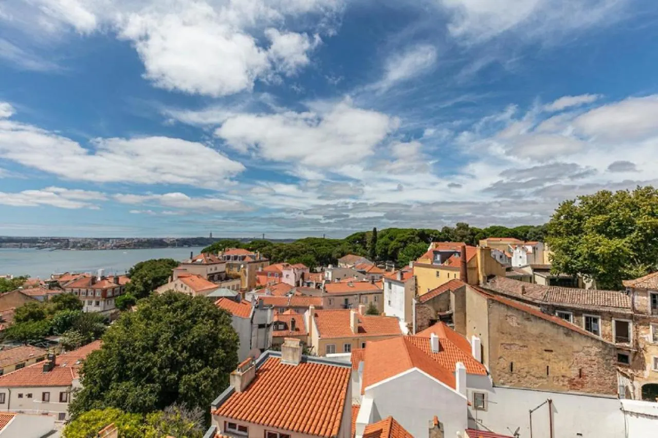 아파트 Penthouse Terrace 360º Lisbon View By Lovelystay 포르투갈
